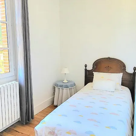 Villa Chateau La Bordette 15mn Toulouse Vue Pyrenees, Piscine Clermont-le-Fort