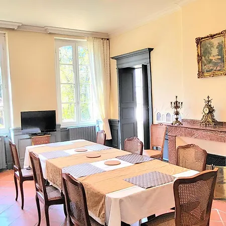 빌라 Chateau La Bordette 15mn Toulouse Vue Pyrenees, Piscine