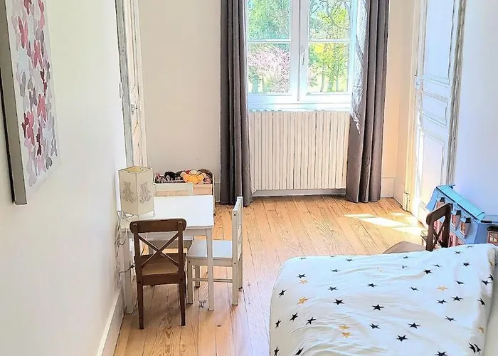 Château La Bordette 15mn Toulouse Vue Pyrénées, Piscine